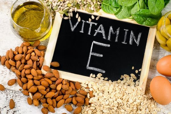 Vitamin E untuk Promil: Tingkatkan Peluang Hamil Alami
